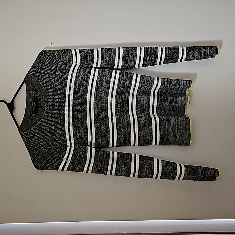 Banana Republic Factory sweater, striped, new, Medium